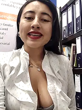 Snapshot of AMATISTA__16 chatting on 4, 5, 2026 AMATISTA 16 online show from 4, 5, 2026