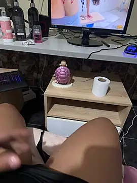 laure torres online show from 12, 3, 2026