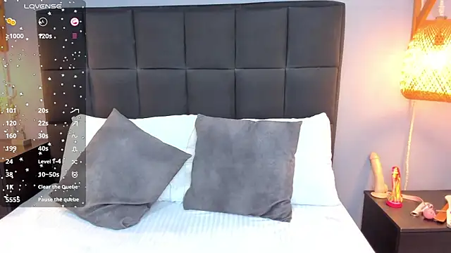 natalie esmith online show from 29, 9, 2025