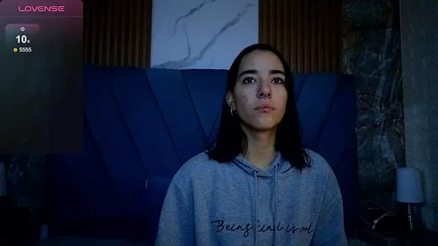 violett  golden online show from 27, 9, 2025