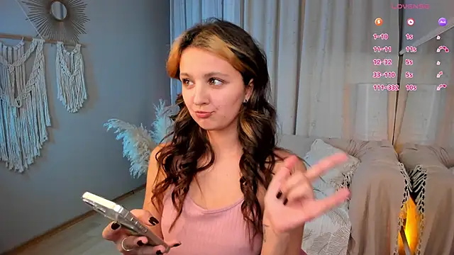 LilLisa online show from 22, 11, 2025