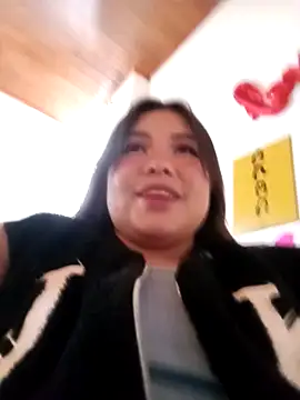 LucyPetit online show from 2, 10, 2025