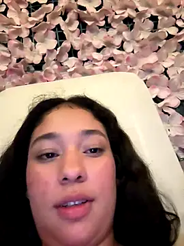 Snapshot of lana_rousse01 chatting on 15, 9, 2025 lana rousse01 online show from 15, 9, 2025