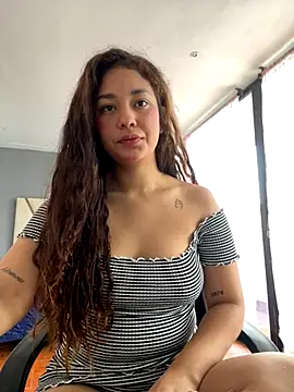 Snapshot of lana_rousse01 chatting on 11, 11, 2025 lana rousse01 online show from 11, 11, 2025