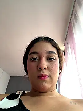 Snapshot of lana_rousse01 chatting on 13, 1, 2026 lana rousse01 online show from 13, 1, 2026