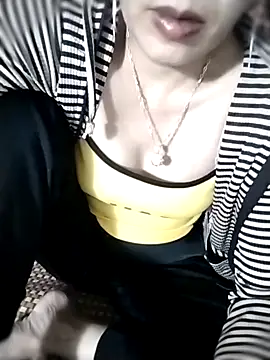 Snapshot of Minety473 chatting on 16, 11, 2025 Minety473 online show from 16, 11, 2025