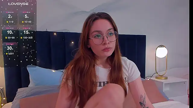 Snapshot of LanaAirlie chatting on 14, 10, 2025 LanaAirlie online show from 14, 10, 2025