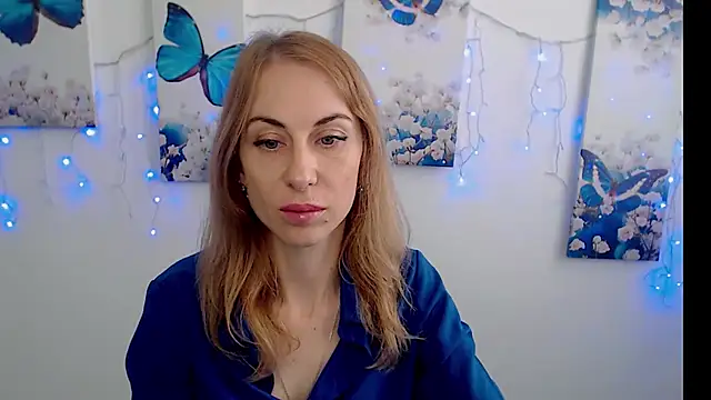 Snapshot of Create_your_own_sun chatting on 18, 9, 2025 Create your own sun online show from 18, 9, 2025