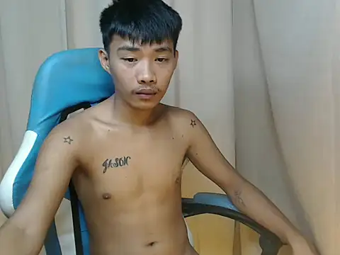 Snapshot of urasianjason chatting on 19, 12, 2025 urasianjason online show from 19, 12, 2025