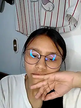 SofieLove 01 online show from 9, 3, 2026