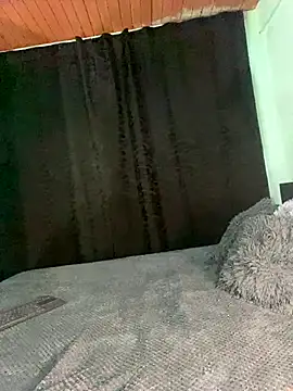 EVAH LEE  online show from 20, 10, 2025