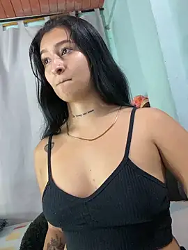 EVAH LEE  online show from 8, 3, 2026