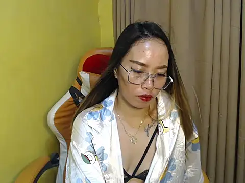 Snapshot of your_hornyapril chatting on 14, 10, 2025 your hornyapril online show from 14, 10, 2025