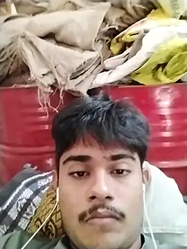 Snapshot of isisieueie chatting on 11, 10, 2025 isisieueie online show from 11, 10, 2025