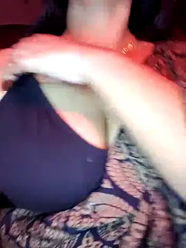 annanya01 online show from 5, 12, 2025