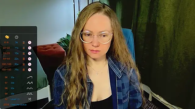 Snapshot of _Goldilocks_ chatting on 25, 9, 2025  Goldilocks  online show from 25, 9, 2025