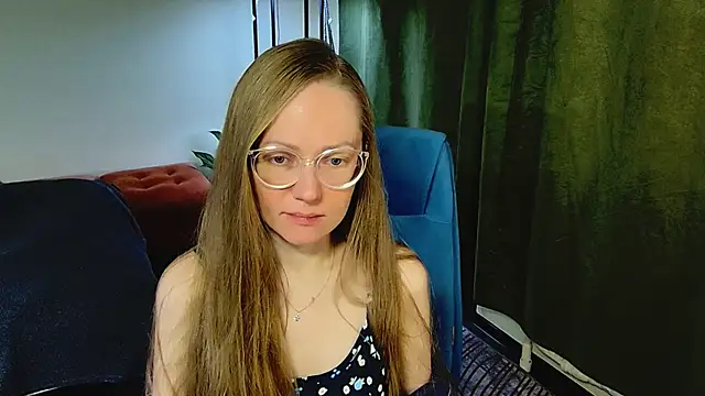 Snapshot of _Goldilocks_ chatting on 28, 9, 2025  Goldilocks  online show from 28, 9, 2025