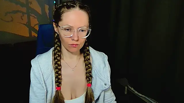 Snapshot of _Goldilocks_ chatting on 29, 9, 2025  Goldilocks  online show from 29, 9, 2025