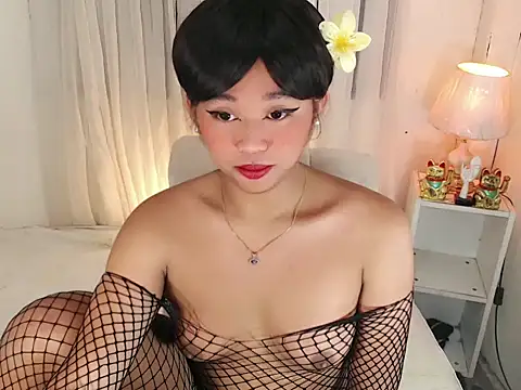 Malia cummer online show from 2, 6, 2026