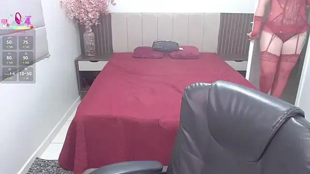 Karlacasada online show from 26, 10, 2025