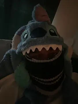 Snapshot of smayle223 chatting on 15, 3, 2026 smayle223 online show from 15, 3, 2026