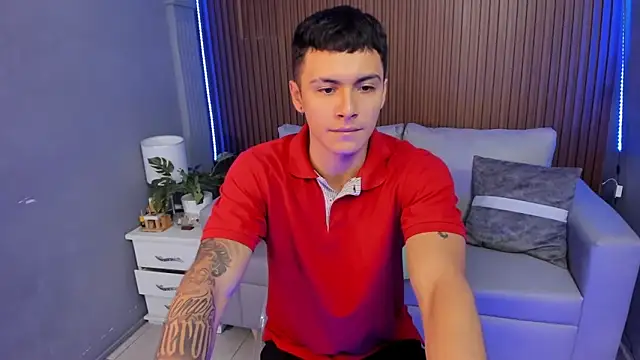 Leo santoro online show from 8, 10, 2025