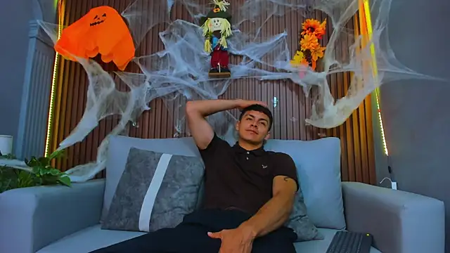 Leo santoro online show from 30, 10, 2025