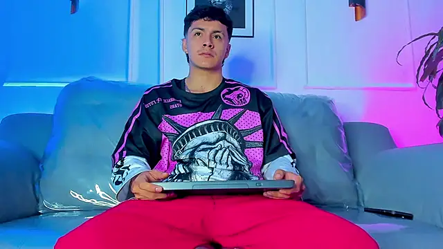 Leo santoro online show from 30, 3, 2026