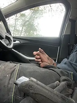 Snapshot of your_bi_slave chatting on 12, 10, 2025 your bi slave online show from 12, 10, 2025