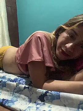 pretty TRANSjona online show from 29, 4, 2026