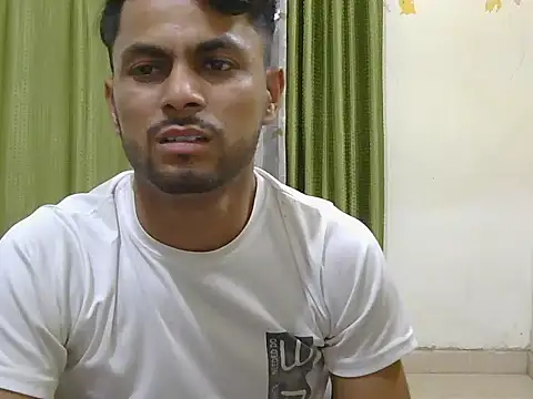 ursdreamperson online show from 25, 5, 2026