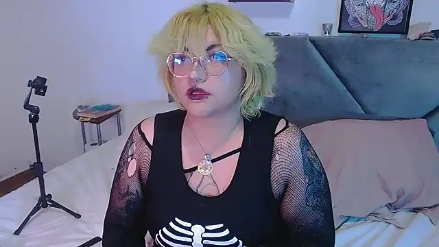 Snapshot of XxGreenGoodxX chatting on 1, 2, 2026 XxGreenGoodxX online show from 1, 2, 2026