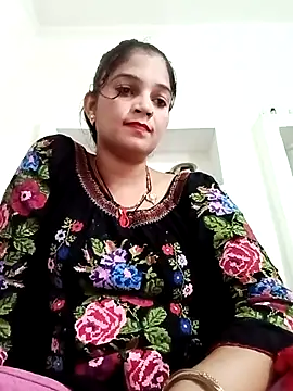 Snapshot of Chhaya_hot chatting on 6, 10, 2025 Chhaya hot online show from 6, 10, 2025