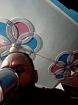 Snapshot of amitkumarkangra chatting on 21, 10, 2025 amitkumarkangra online show from 21, 10, 2025