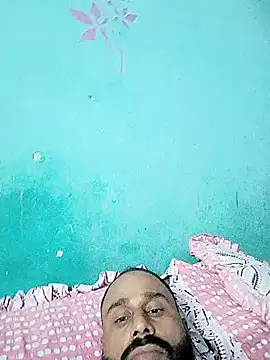 Snapshot of amitkumarkangra chatting on 25, 10, 2025 amitkumarkangra online show from 25, 10, 2025