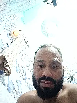 Snapshot of amitkumarkangra chatting on 26, 10, 2025 amitkumarkangra online show from 26, 10, 2025