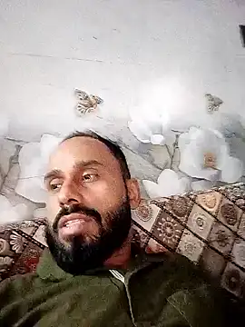 Snapshot of amitkumarkangra chatting on 26, 10, 2025 amitkumarkangra online show from 26, 10, 2025