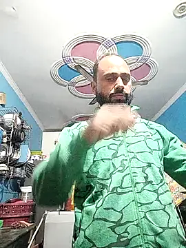 Snapshot of amitkumarkangra chatting on 31, 10, 2025 amitkumarkangra online show from 31, 10, 2025