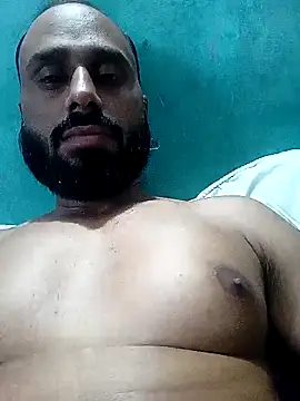 Snapshot of amitkumarkangra chatting on 3, 11, 2025 amitkumarkangra online show from 3, 11, 2025