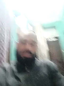 Snapshot of amitkumarkangra chatting on 5, 11, 2025 amitkumarkangra online show from 5, 11, 2025