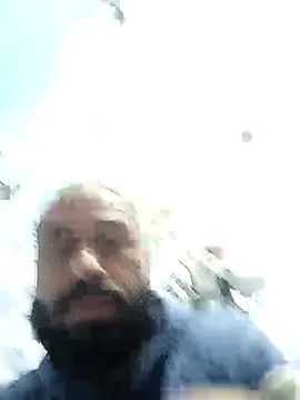 Snapshot of amitkumarkangra chatting on 7, 11, 2025 amitkumarkangra online show from 7, 11, 2025