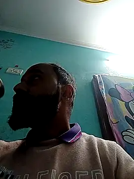 Snapshot of amitkumarkangra chatting on 9, 11, 2025 amitkumarkangra online show from 9, 11, 2025