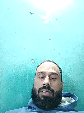 Snapshot of amitkumarkangra chatting on 12, 11, 2025 amitkumarkangra online show from 12, 11, 2025