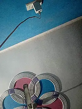 Snapshot of amitkumarkangra chatting on 20, 11, 2025 amitkumarkangra online show from 20, 11, 2025