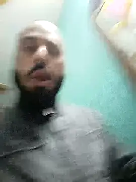 Snapshot of amitkumarkangra chatting on 22, 11, 2025 amitkumarkangra online show from 22, 11, 2025