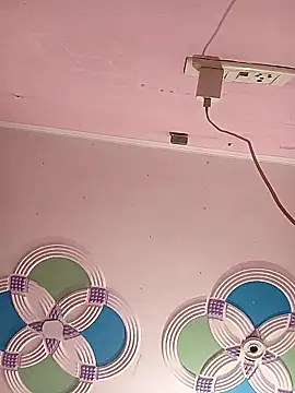 Snapshot of amitkumarkangra chatting on 23, 11, 2025 amitkumarkangra online show from 23, 11, 2025