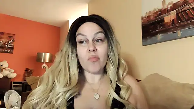 Snapshot of number1slut chatting on 14, 1, 2025 number1slut online show from 14, 1, 2025