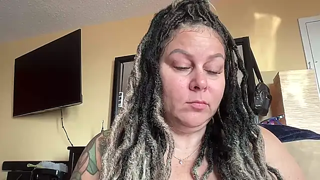 number1slut online show from 13, 5, 2026