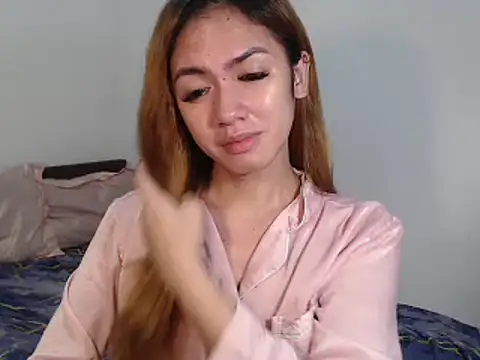 urGoddessChloexxx online show from 15, 12, 2025