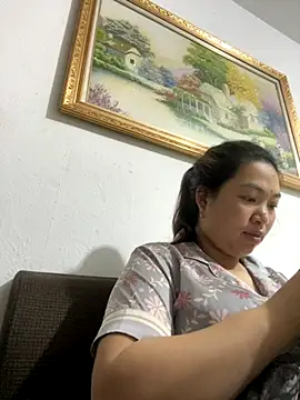 Nhung584 online show from 1, 10, 2025